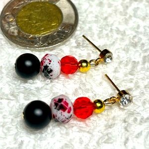 Red and black earrings-onyx
